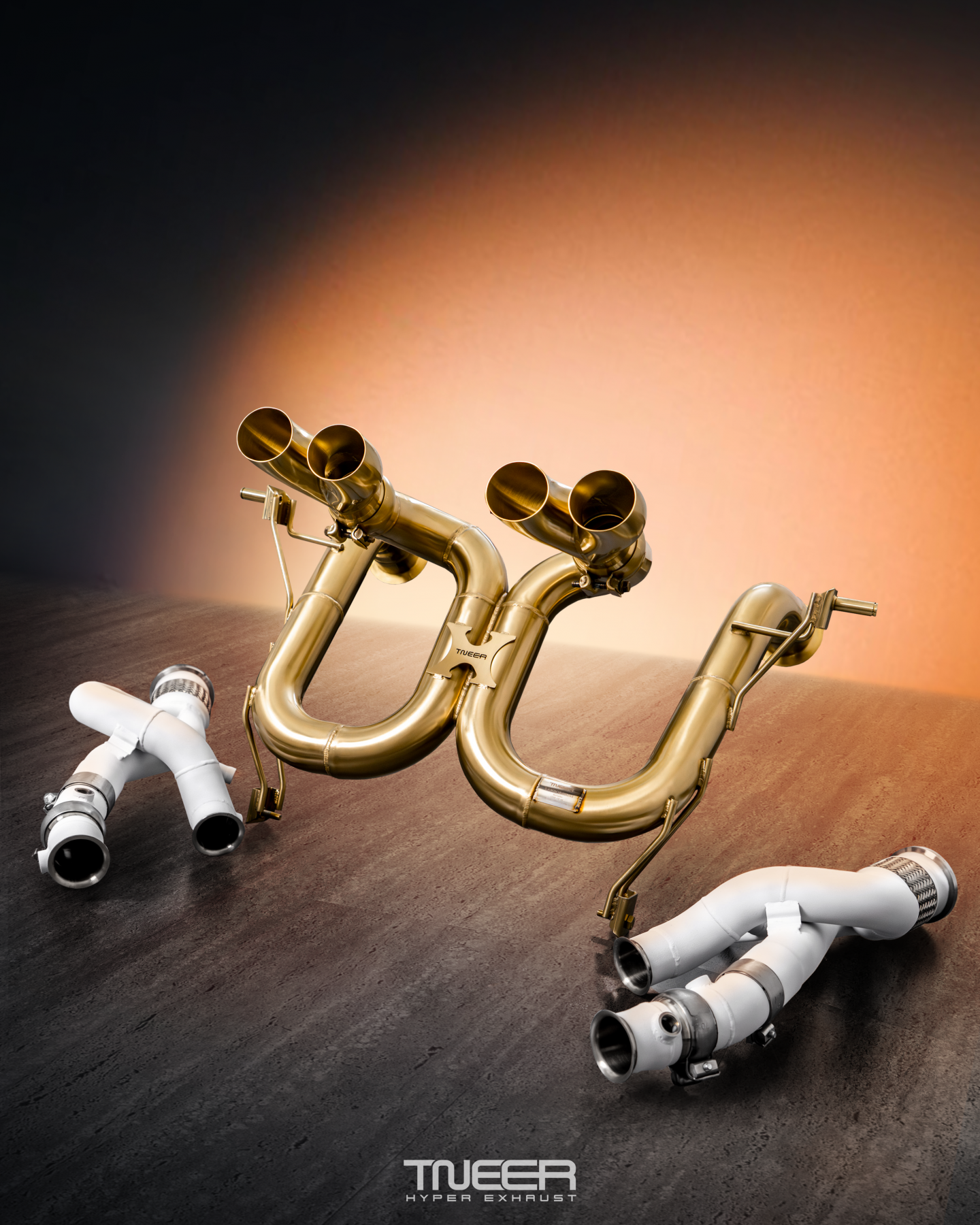 REVUELTO SQUADRA CORSE    Gold Edition